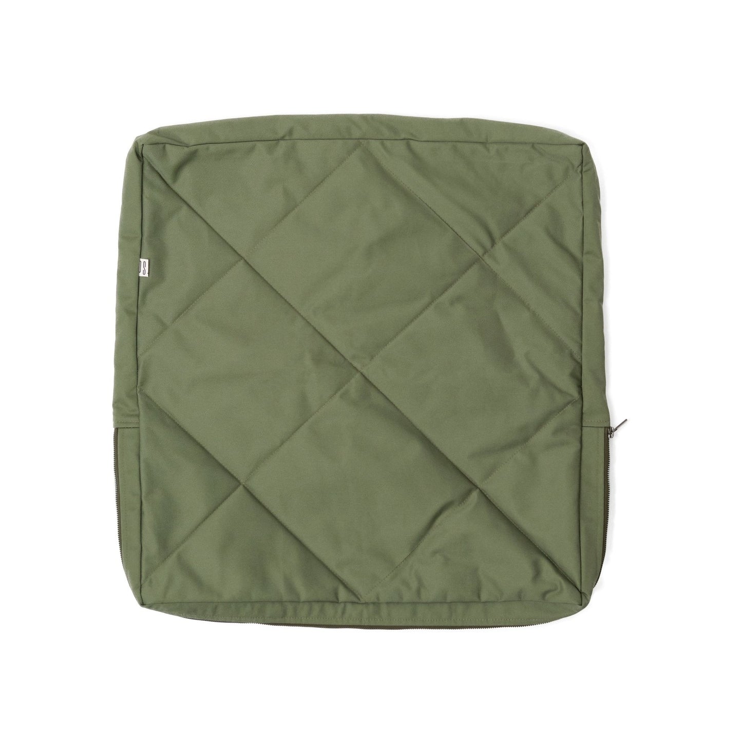 Cover with a zipper