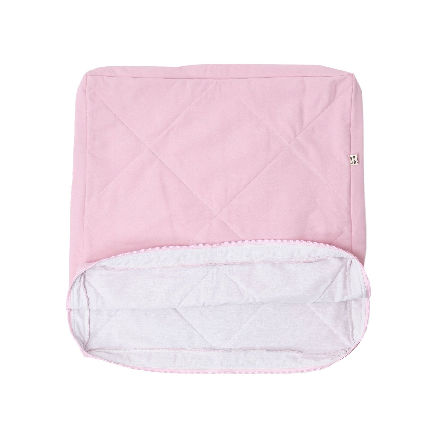 Cover with a zipper