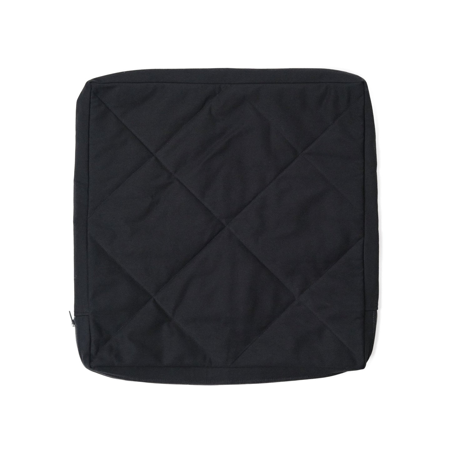 Cover with a zipper