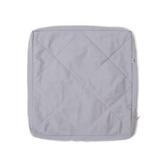 Cover with a zipper